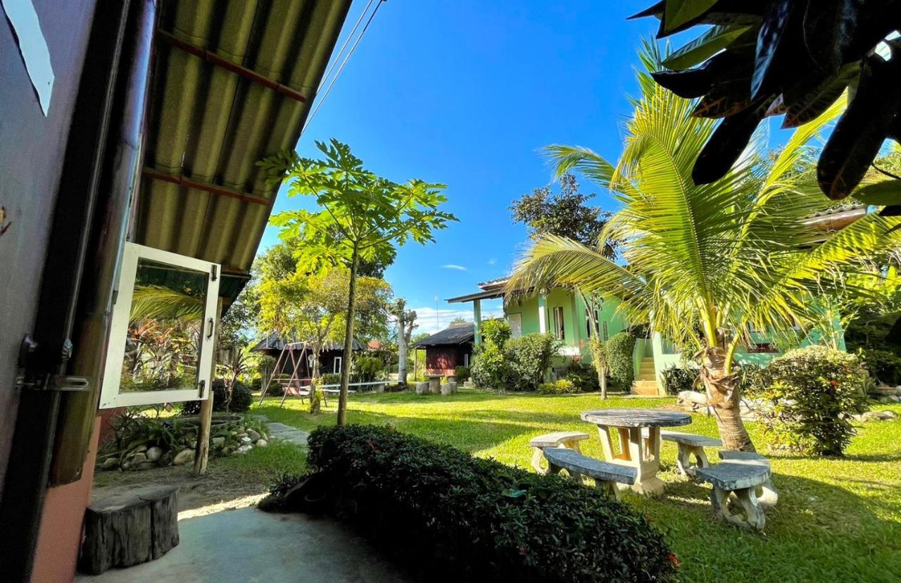 Hotel Rainbow House Pai Exterior foto
