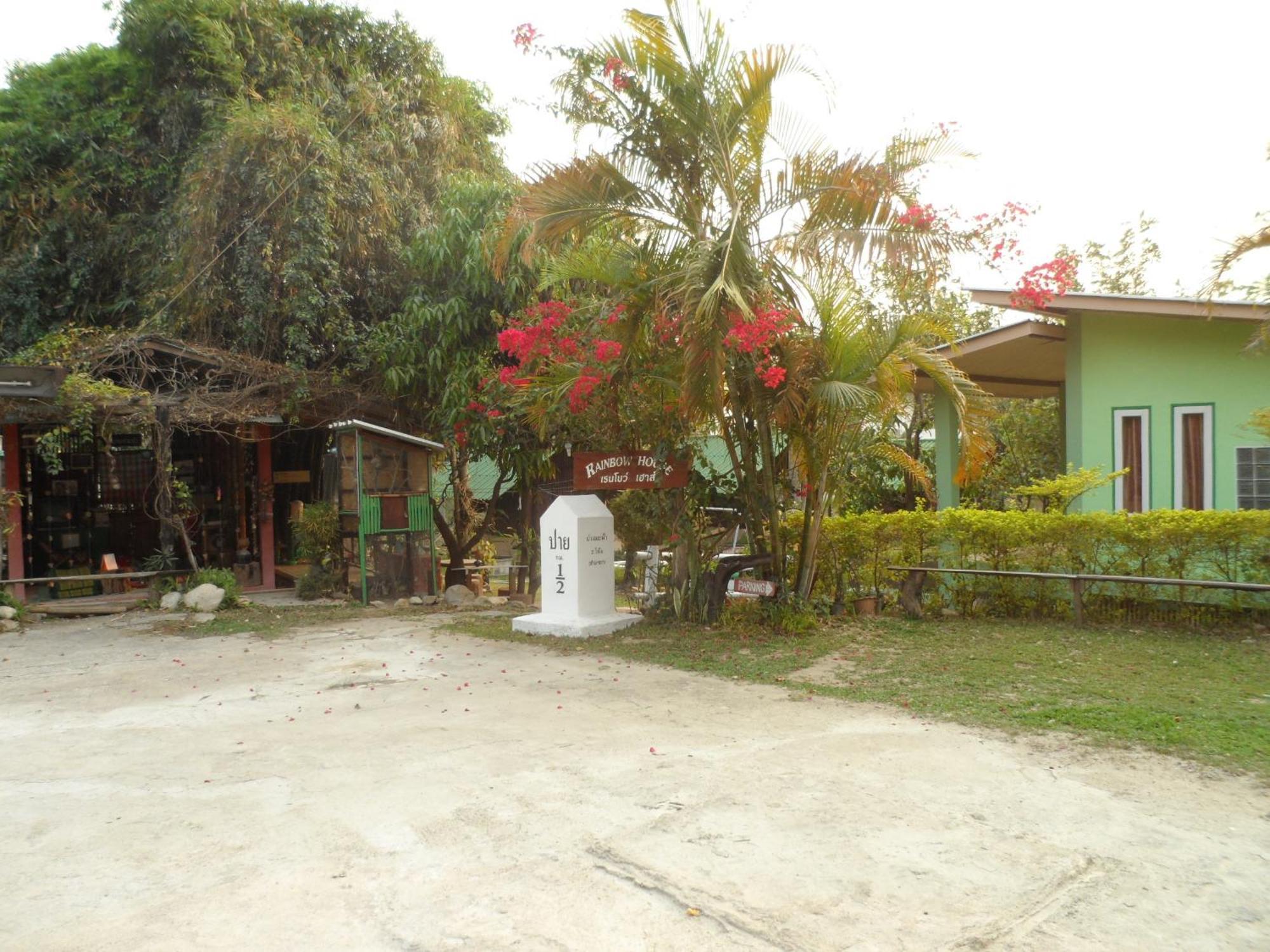 Hotel Rainbow House Pai Exterior foto